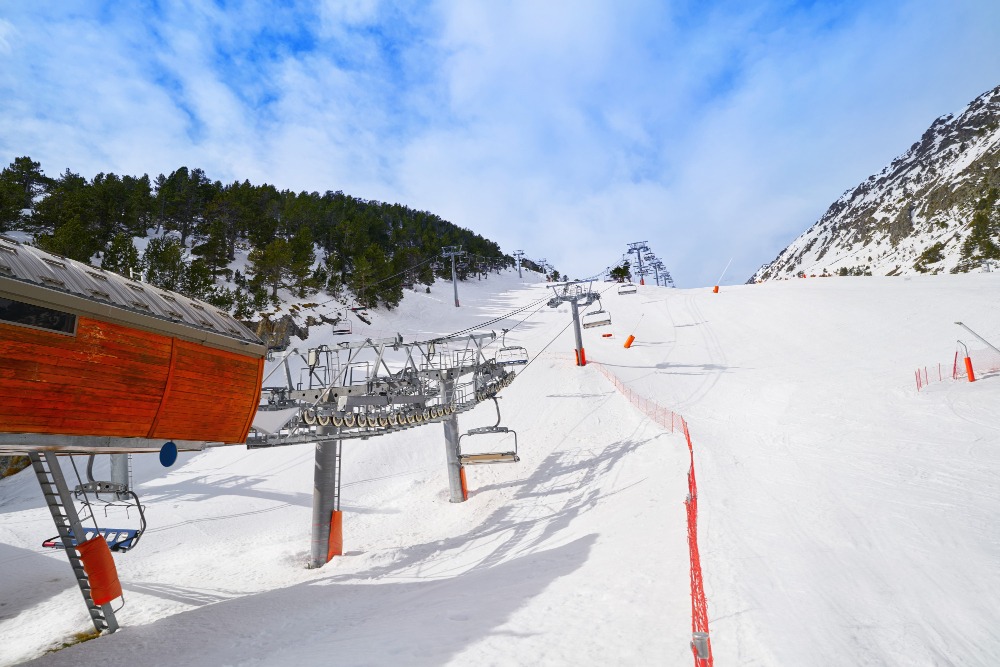 arinsal-ski-resort-andorra-pyrenees