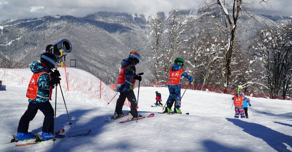 découvrez les meilleures stations de ski familiales où petits et grands peuvent profiter de la neige en toute sécurité. des activités variées, des cours adaptés aux enfants et des infrastructures conçues pour les familles vous attendent dans ces destinations idéales pour des vacances d'hiver inoubliables.