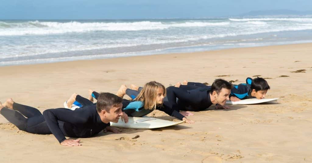 découvrez des vacances sportives en famille mémorables où l'aventure et le divertissement se rencontrent. profitez d'activités variées, d'hébergements adaptés et de moments précieux ensemble dans des destinations idéales pour tous les âges.