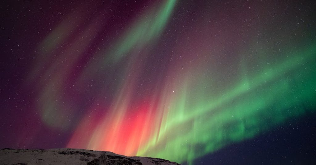 découvrez des aventures nordiques captivantes au cœur des paysages majestueux. partez à l'exploration des fjords, des forêts enneigées et des aurores boréales. vivez des expériences uniques entre nature sauvage et culture scandinave.