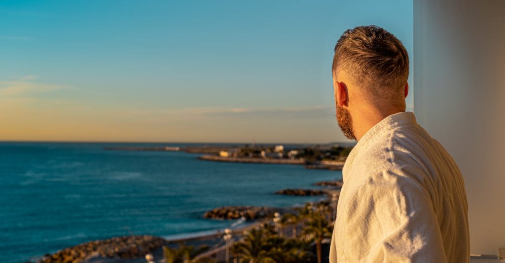 Visiter Nice : top 5 des activités originales à ne pas manquer découvrez nice, la perle de la côte d'azur, où plages dorées, paysages enchanteurs et culture vibrante se mêlent pour offrir une expérience inoubliable. explorez les ruelles colorées, dégustez la délicieuse cuisine locale et imprégnez-vous de l'atmosphère méditerranéenne.