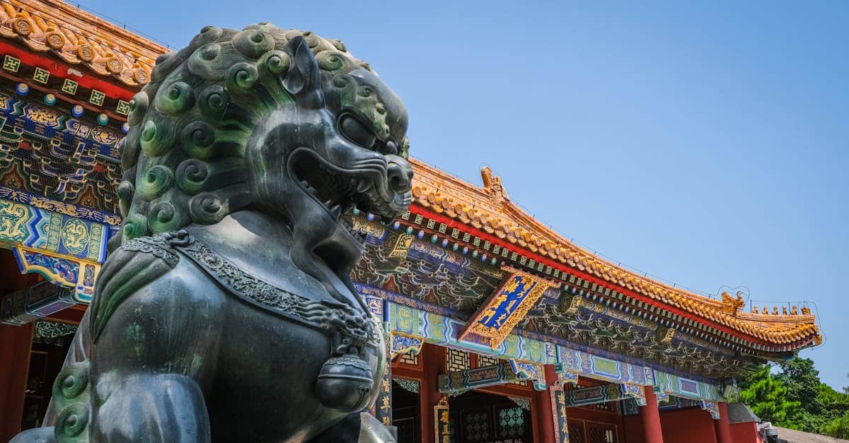 découvrez beijing, la capitale dynamique de la chine, où l'histoire millénaire rencontre la modernité. explorez les majestueux sites historiques tels que la grande muraille et la cité interdite, tout en savourant la cuisine locale et en vous imprégnant de la culture vibrante de cette métropole fascinante.
