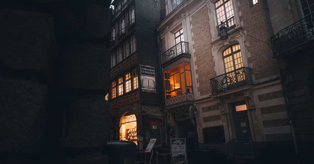 découvrez la bretagne, une région pittoresque de france célèbre pour ses paysages côtiers époustouflants, ses traditions culturelles riches et sa délicieuse gastronomie. explorez ses charmants villages, ses plages sauvages et son patrimoine historique unique.