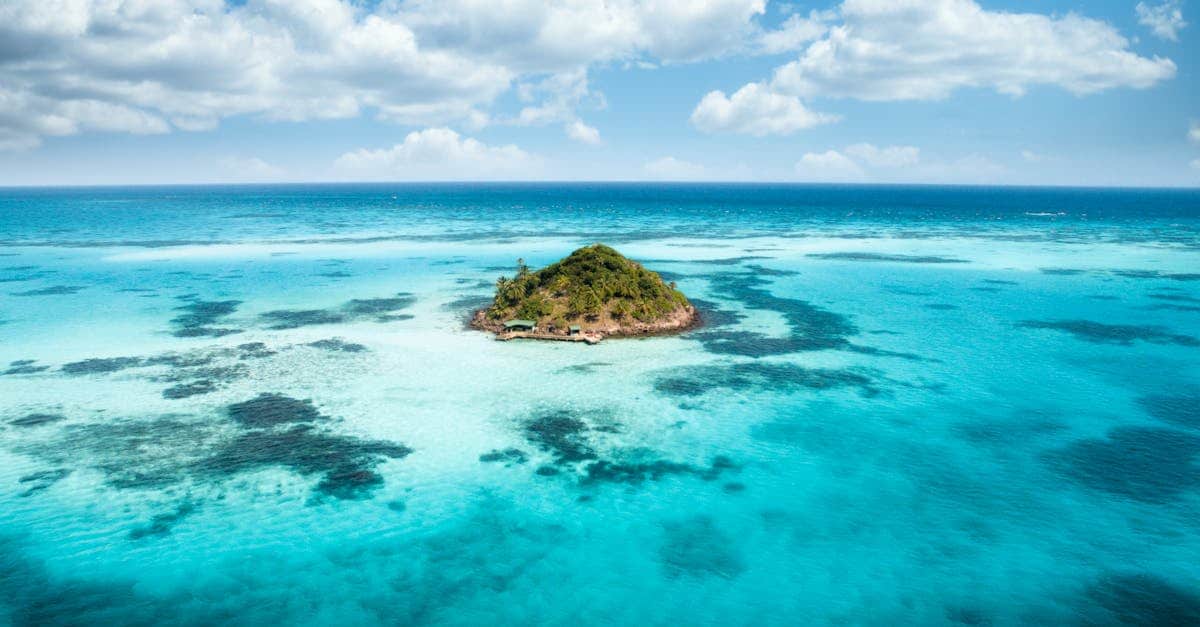 découvrez la colombie, un pays riche en culture, paysages époustouflants et biodiversité unique. des plages des caraïbes aux montagnes des andes, explorez ses merveilles naturelles et son histoire fascinante. partez à l'aventure en colombie!