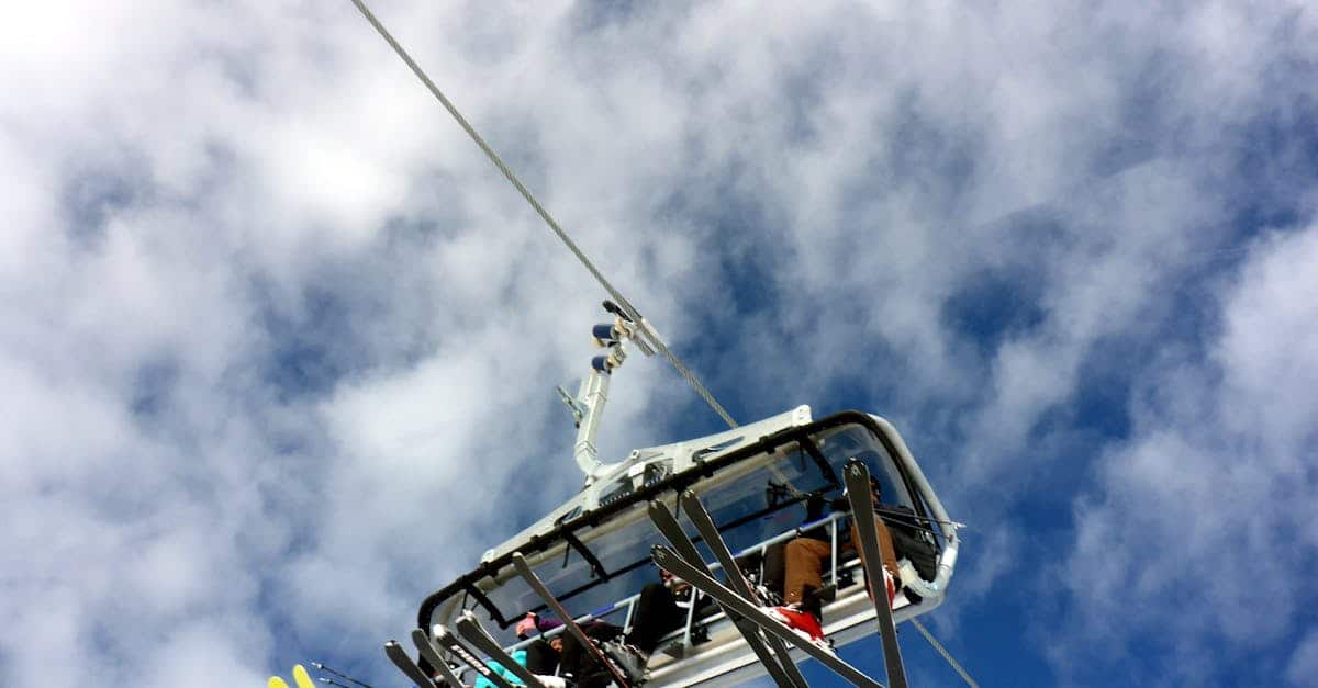 découvrez les meilleures stations de ski familiales adaptées à tous les âges. profitez de paysages enneigés, d'activités variées et de moments conviviaux en famille dans des destinations idéales pour le ski. partez à l'aventure et créez des souvenirs inoubliables dans la neige.
