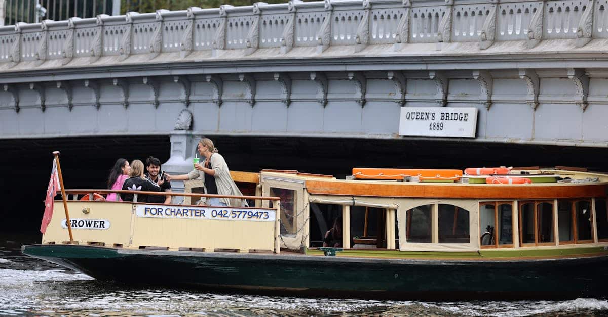 découvrez le tourisme de solidarité familiale, une expérience enrichissante qui unit les générations et célèbre les liens familiaux tout en soutenant des initiatives locales. plongez dans des activités authentiques et apprenez à connaître de nouvelles cultures, tout en renforçant l'esprit de solidarité au sein de votre famille.