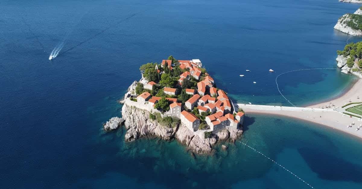 découvrez des vacances d'été inoubliables à la montagne, alliant randonnée, relaxation et aventures en plein air. profitez de paysages à couper le souffle, d'activités estivales variées et d'un dépaysement total au cœur de la nature.