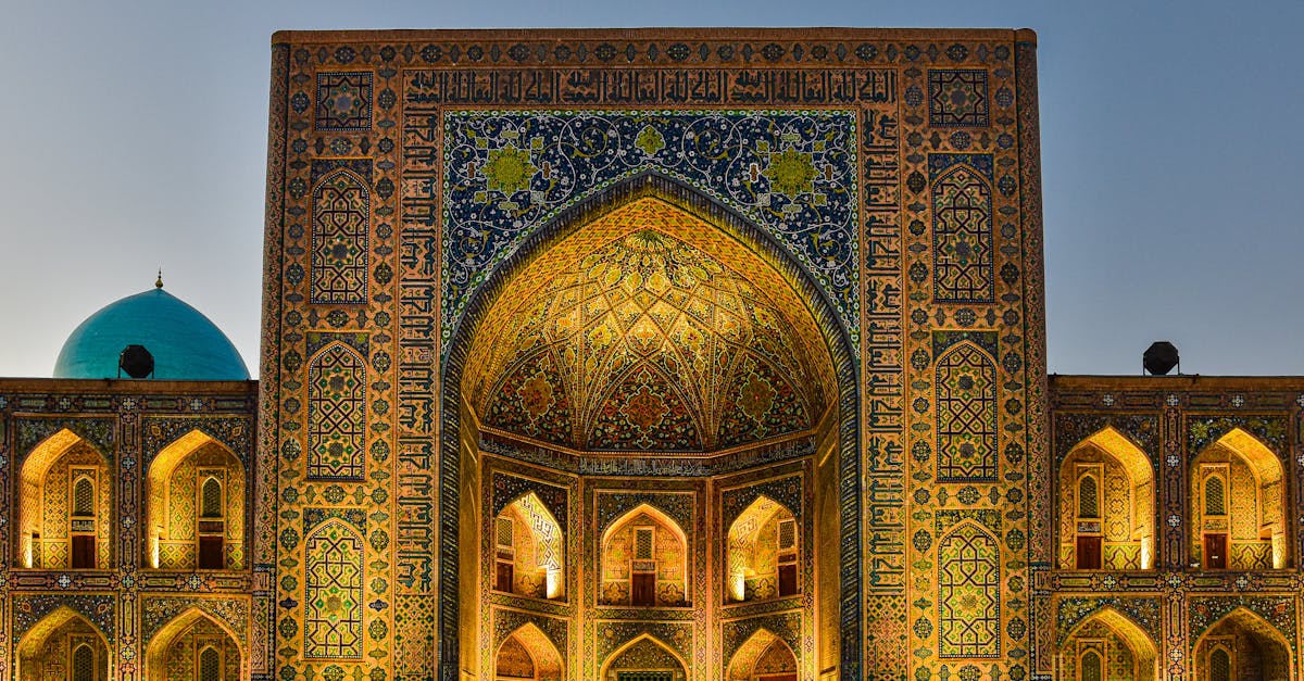 découvrez l'ouzbékistan, un pays fascinant d'asie centrale riche en histoire, culture et paysages époustouflants. explorez les anciennes routes de la soie, admirez l'architecture majestueuse de samarcande et boukhara, et plongez-vous dans la gastronomie locale. un voyage inoubliable vous attend!