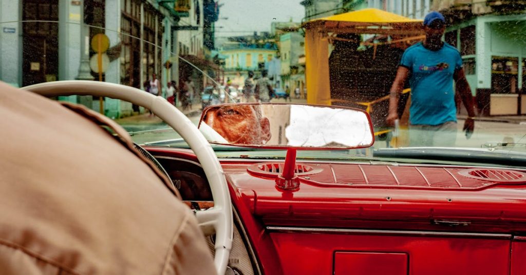 découvrez nos conseils essentiels pour un voyage inoubliable à cuba. apprenez où aller, quoi faire et comment profiter au mieux de la culture, de la gastronomie et des paysages époustouflants de cette île des caraïbes.