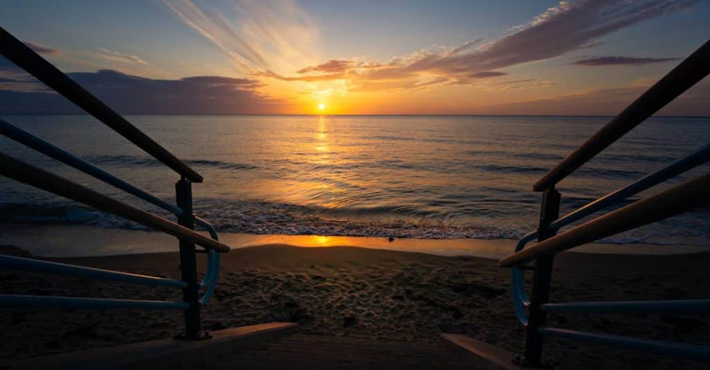 découvrez des destinations romantiques à travers le monde, idéales pour une escapade en amoureux. des plages paradisiaques aux villes chargées d'histoire, trouvez l'endroit parfait pour raviver la flamme et créer des souvenirs inoubliables.