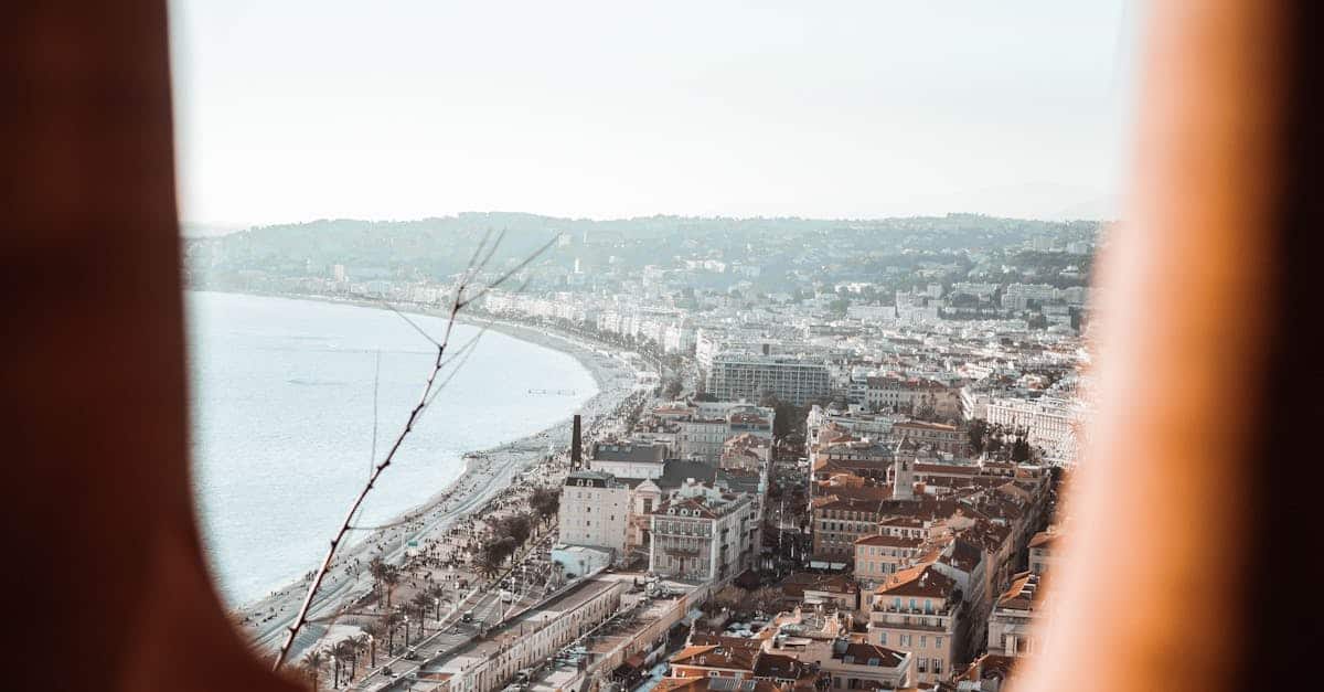 découvrez la côte des légendes, un lieu enchanteur où la nature rencontre les récits mythiques. plages sauvages, paysages côtiers à couper le souffle et histoires fascinantes vous attendent. parfait pour les amoureux de la mer et de la culture bretonne.