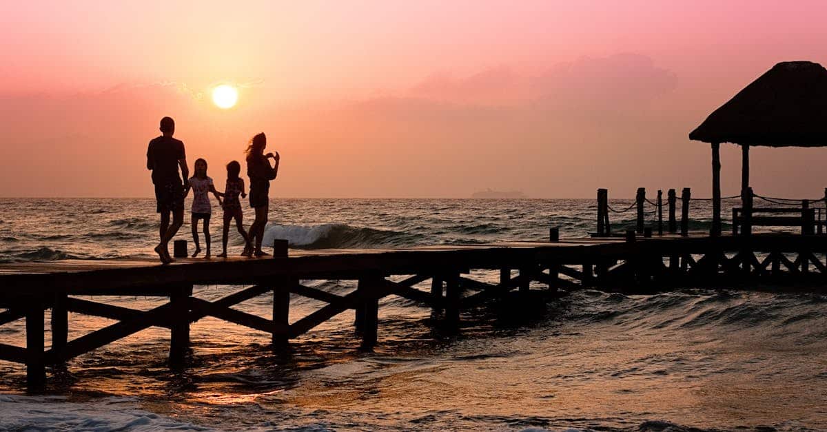 découvrez des conseils et des astuces pour des voyages en famille inoubliables. explorez des destinations adaptées aux enfants, des activités amusantes et des hébergements confortables pour des aventures mémorables ensemble.
