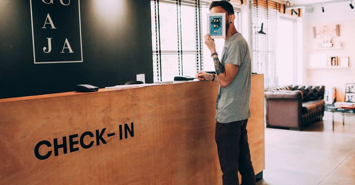 découvrez notre hôtel, un refuge de confort et de sérénité, idéalement situé au cœur de la ville. profitez de nos services haut de gamme, de chambres élégantes et d'une ambiance chaleureuse pour un séjour inoubliable.