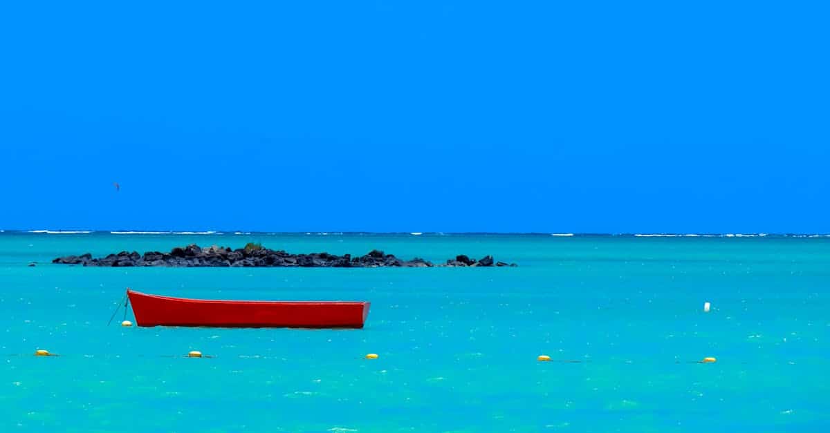 découvrez l'île maurice, un véritable paradis tropical aux plages de sable fin, à la culture riche et à la biodiversité exceptionnelle. explorez ses paysages époustouflants, ses activités nautiques et sa cuisine créole savoureuse pour une expérience inoubliable.