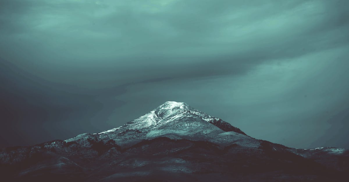découvrez la beauté des montagnes à travers des paysages à couper le souffle, des activités de plein air passionnantes et une biodiversité incroyable. partez à l'aventure dans ces majestueux sommets qui offrent à la fois sérénité et défis.
