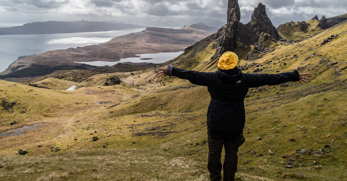découvrez l'écosse, terre de légendes et de paysages époustouflants. explorez ses châteaux majestueux, ses lochs mystérieux et ses traditions culturelles riches. un voyage inoubliable au cœur de la nature sauvage et de l'histoire fascinante.