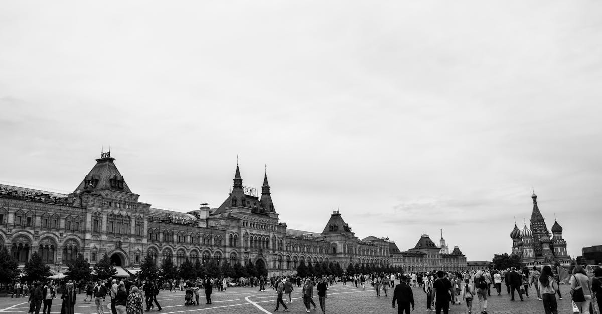 découvrez les capitales du monde, leur histoire fascinante, leur culture unique et les attractions incontournables à ne pas manquer lors de votre voyage. plongez dans l'essence de chaque ville et explorez ce que chaque capitale a à offrir.