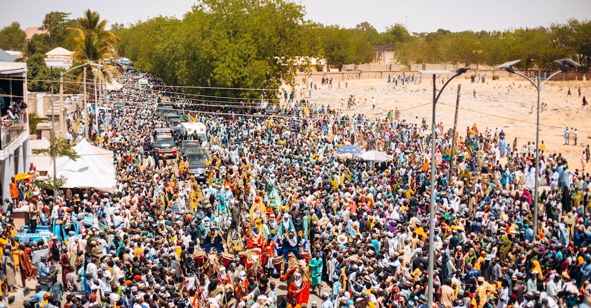 découvrez l'importance de la diversité culturelle dans notre société moderne. apprenez comment les différentes traditions, langues et perspectives enrichissent nos vies et favorisent la compréhension mutuelle. explorez les enjeux et les bienfaits de la coexistence des cultures.