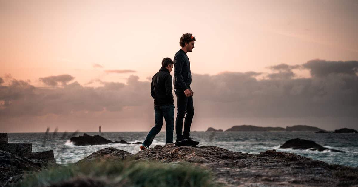 découvrez dinard, une charmante station balnéaire de la côte d'émeraude, réputée pour ses plages de sable doré, ses villas belle époque et son ambiance unique. profitez des activités nautiques, des promenades le long de la mer et d'une gastronomie locale savoureuse tout au long de l'année.