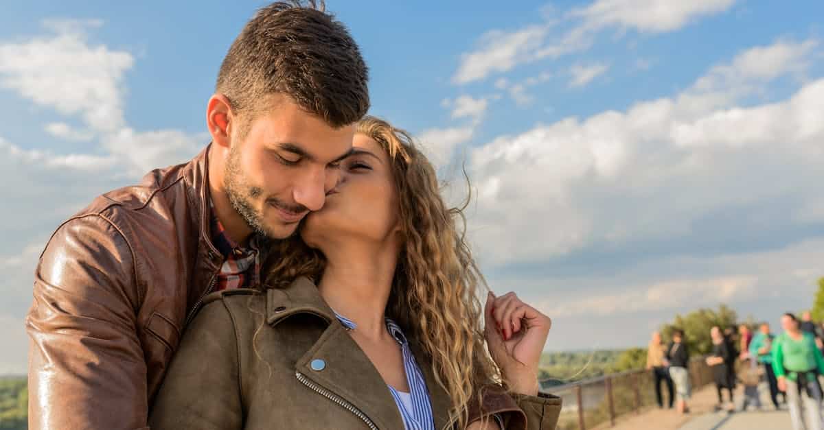 découvrez un monde de romance et de passion avec notre collection d'histoires, de conseils et d'idées pour faire de chaque moment un instant inoubliable. plongez dans l'univers du romantisme et laissez-vous envoûter par des récits émouvants et des inspirations pour célébrer l'amour.