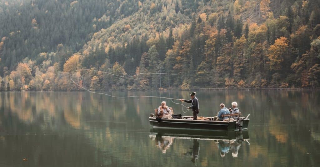 Alpes majestueuses : le guide complet pour découvrir les trésors des sommets autrichiens découvrez les majestueuses alpes autrichiennes, un paradis naturel offrant des paysages à couper le souffle, des pistes de ski de renommée mondiale, des sentiers de randonnée pittoresques et une riche culture alpine. parfait pour les aventuriers et les amoureux de la nature, explorez les trésors cachés de cette magnifique région.