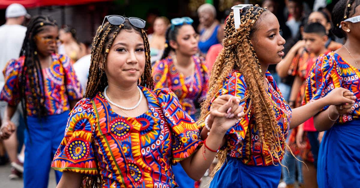 découvrez la richesse vibrante de la culture caribéenne, un mélange fascinant de traditions, de musique, de cuisine et d'art influencés par des racines africaines, européennes et indigènes. plongez dans un univers coloré où la danse, les festivals et l'hospitalité font partie intégrante du quotidien.