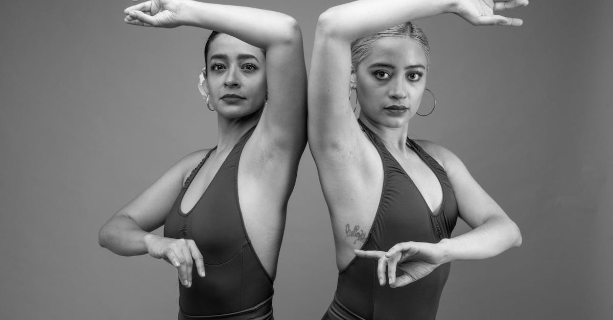 découvrez l'univers passionnant du flamenco, une danse andalouse pleine de rythme et d'émotion. plongez dans l'histoire, les mouvements fluides et les magnifiques costumes qui font de cet art une véritable célébration de la culture espagnole.