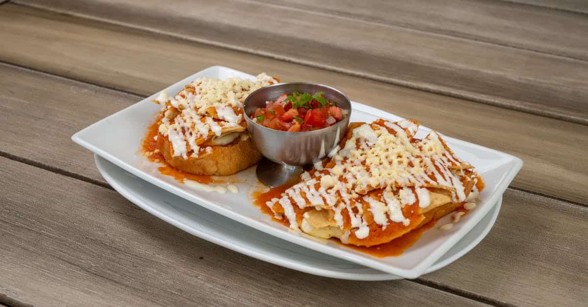 découvrez l'univers des cuisines épicées, où les saveurs intenses et les ingrédients audacieux se rencontrent pour créer des plats irrésistibles. explorez des recettes savoureuses et des techniques de cuisine pour éveiller vos papilles et rehausser vos repas !