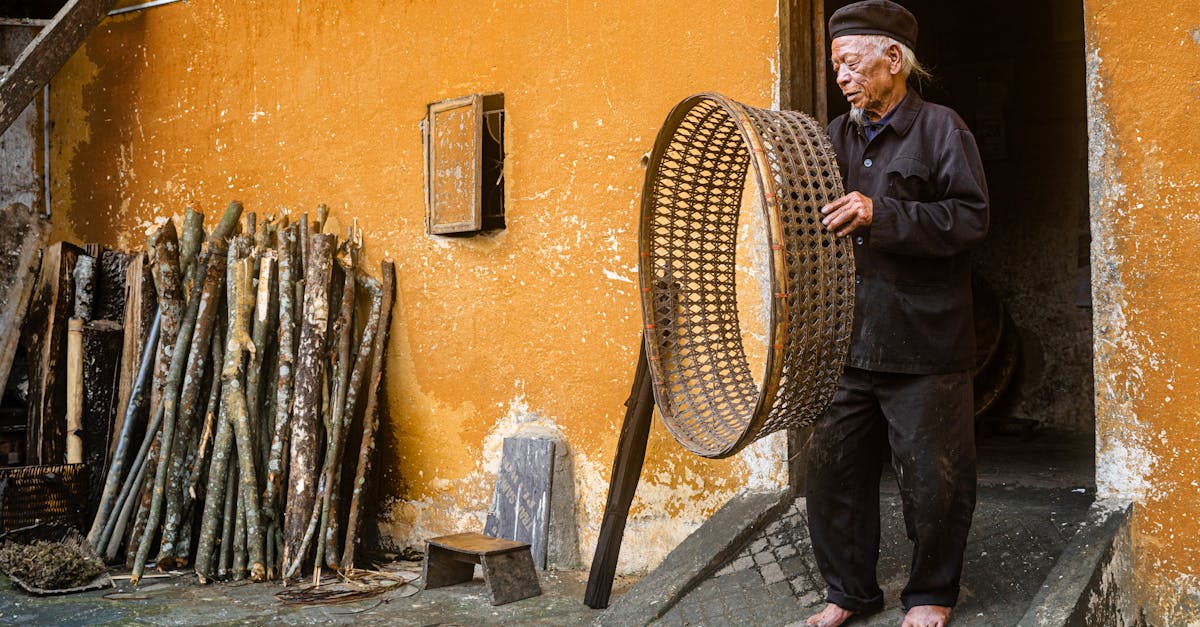 découvrez l'artisanat authentique des villages français. plongez dans un univers de savoir-faire traditionnel, de créations uniques et de passion artisanale. explorez les trésors cachés et les talents locaux qui font la richesse culturelle de notre patrimoine.