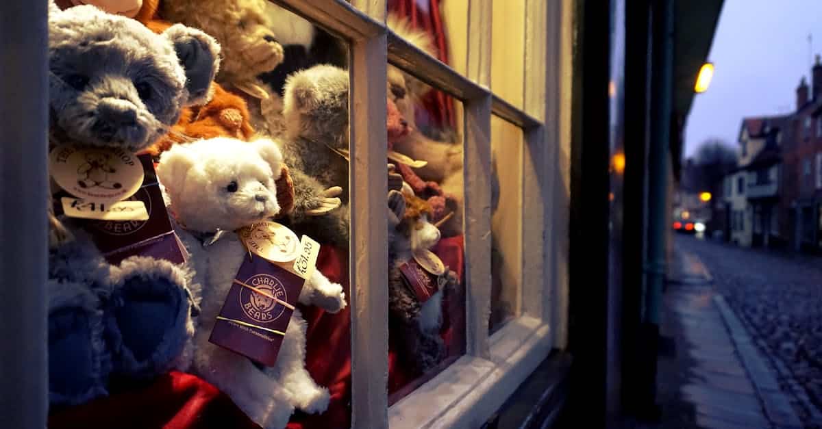 découvrez les artisans passionnés des villages français, mêlant savoir-faire traditionnel et créations uniques. plongez dans l'authenticité et la richesse des métiers d'art au cœur de nos villages pittoresques.