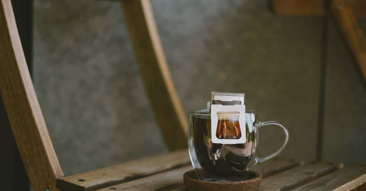 découvrez notre sélection de cafés chaleureux où l'atmosphère intimiste et le parfum du café fraîchement moulu vous invitent à la détente. idéal pour un moment de lecture, une rencontre entre amis ou un simple break, ces établissements vous promettent un véritable cocon de douceur.