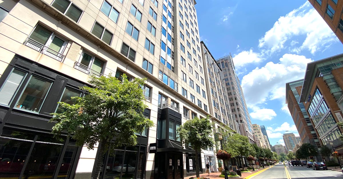 découvrez une couverture complète pour vos voyages avec notre assurance voyage. protégez-vous contre les imprévus, que ce soit pour des annulations, des frais médicaux ou des pertes de bagages. voyagez l'esprit tranquille grâce à nos options flexibles et adaptées à vos besoins.