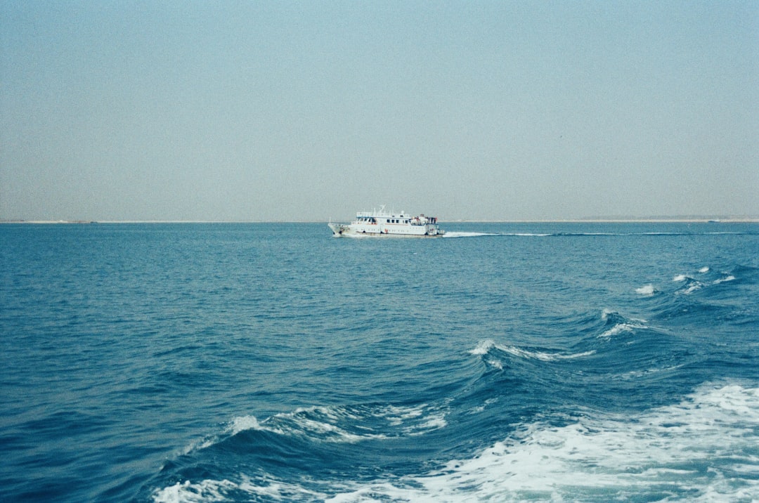 réservez votre ferry pour la sicile : traversées rapides, confortables et au meilleur prix vers les plus beaux ports siciliens.