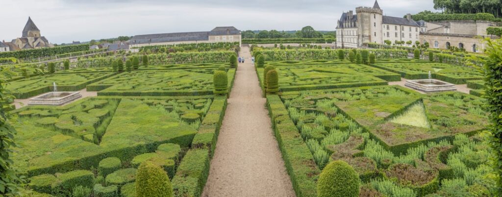 découvrez les magnifiques châteaux de la loire, joyaux historiques et architecturaux au cœur de la vallée de la loire, entre nature et culture.