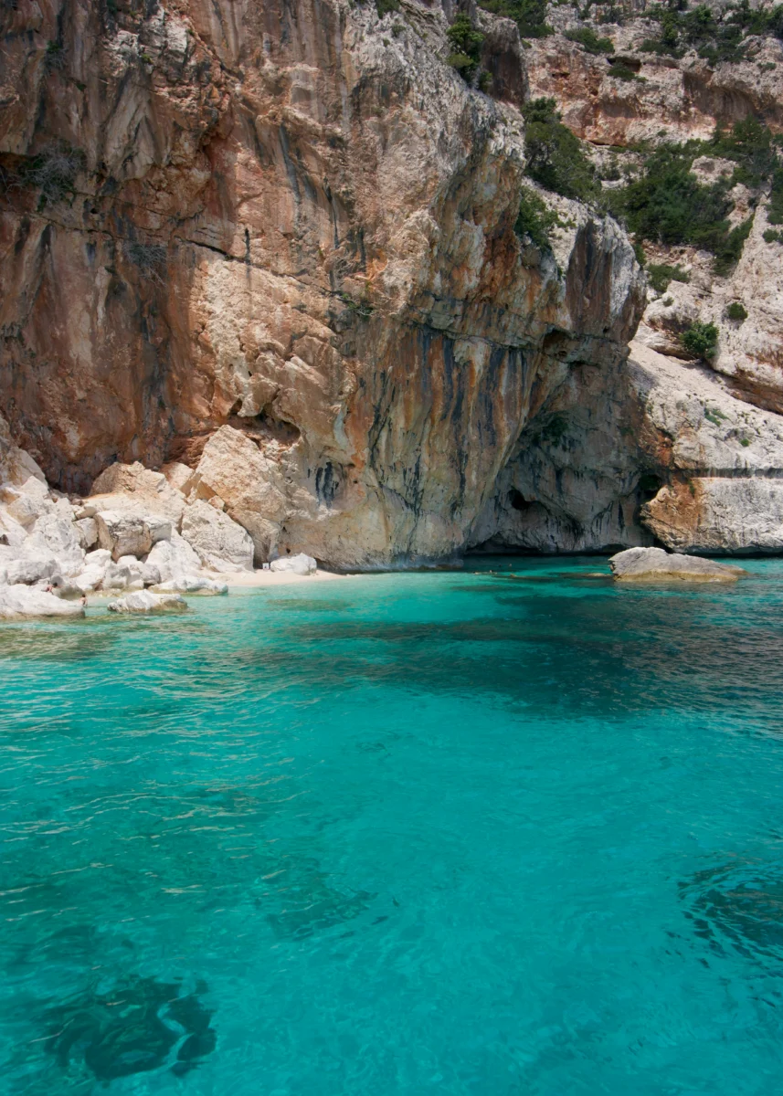 Conseils pour bien préparer son voyage en ferry vers la Sardaigne