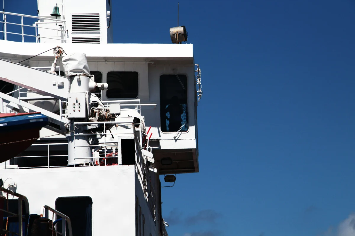 Les raisons d’opter pour le ferry vers la Sardaigne en 2026