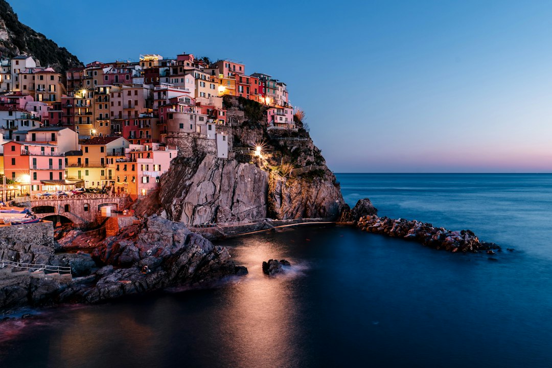découvrez les 7 îles françaises à visiter au printemps