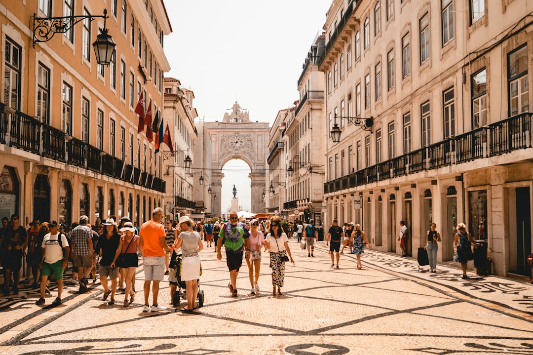 Marchés animés en Inde : Le Guide Complet pour Découvrir l’Essence du Commerce Local