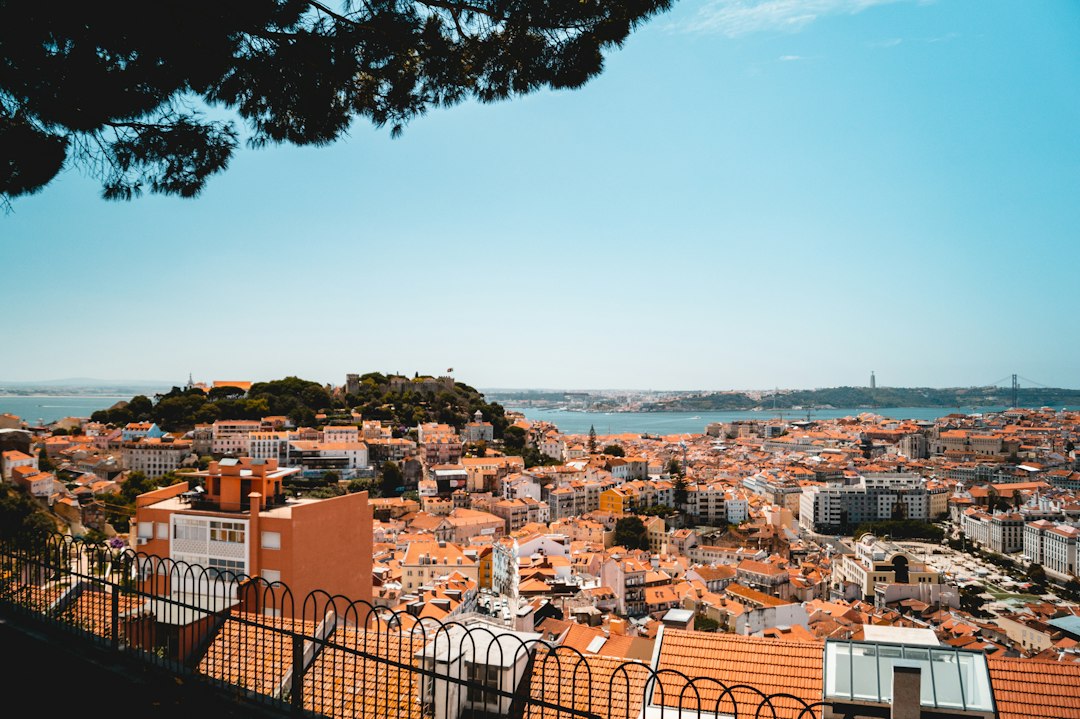 découvrez Marrakech en décembre : une destination enchantée pour vos vacances d’hiver